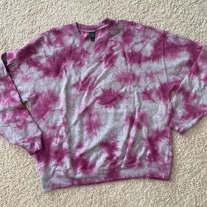 Tie dye crewneck sweatshirt